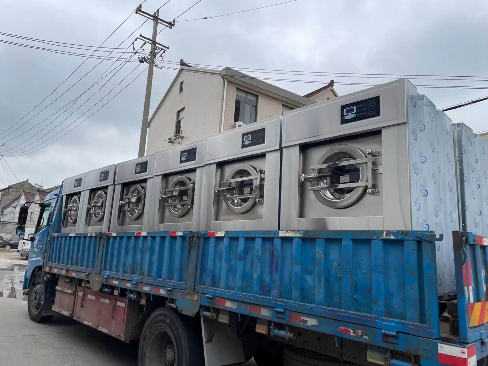 降低洗涤成本，从一台靠谱的工业洗衣机开始